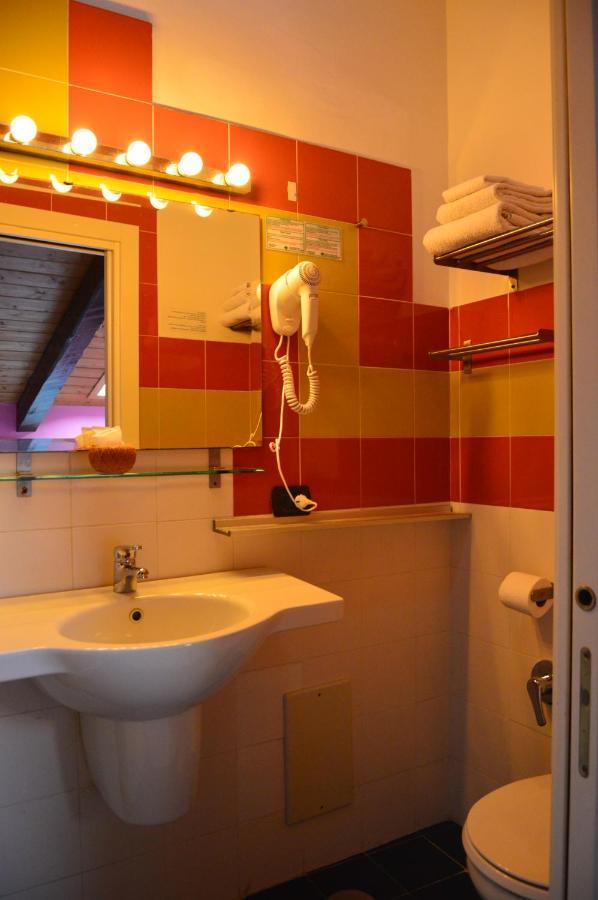 B&B Nsh, Naples Sweet Home エクステリア 写真